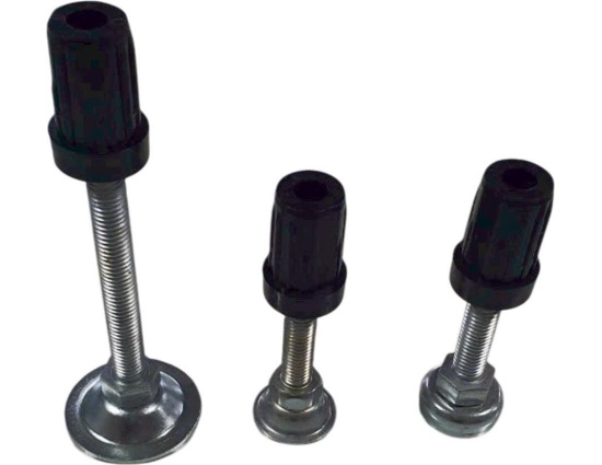 BOLTS / NUTS